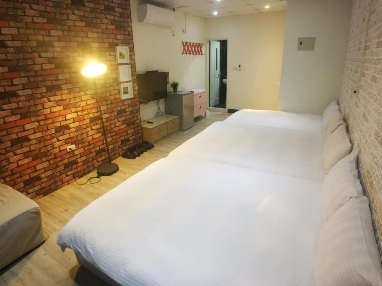 Fengchia Oslo Hotel Тайджун Екстериор снимка